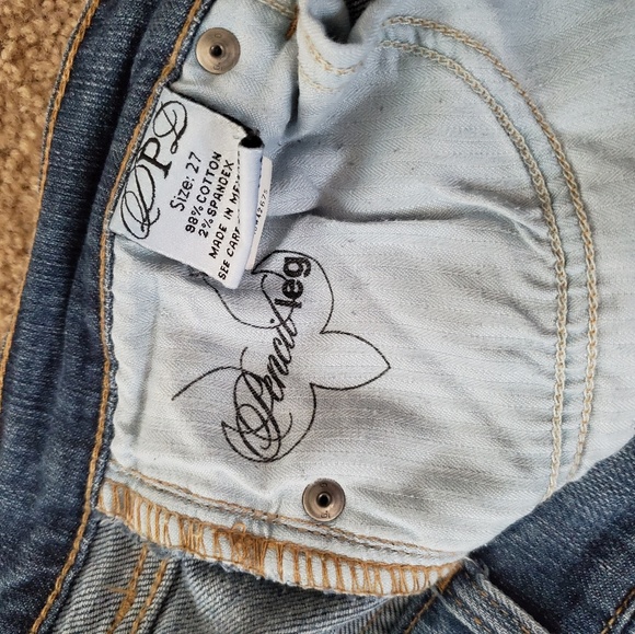 Express Deluxe Premium Denim - Picture 6 of 6